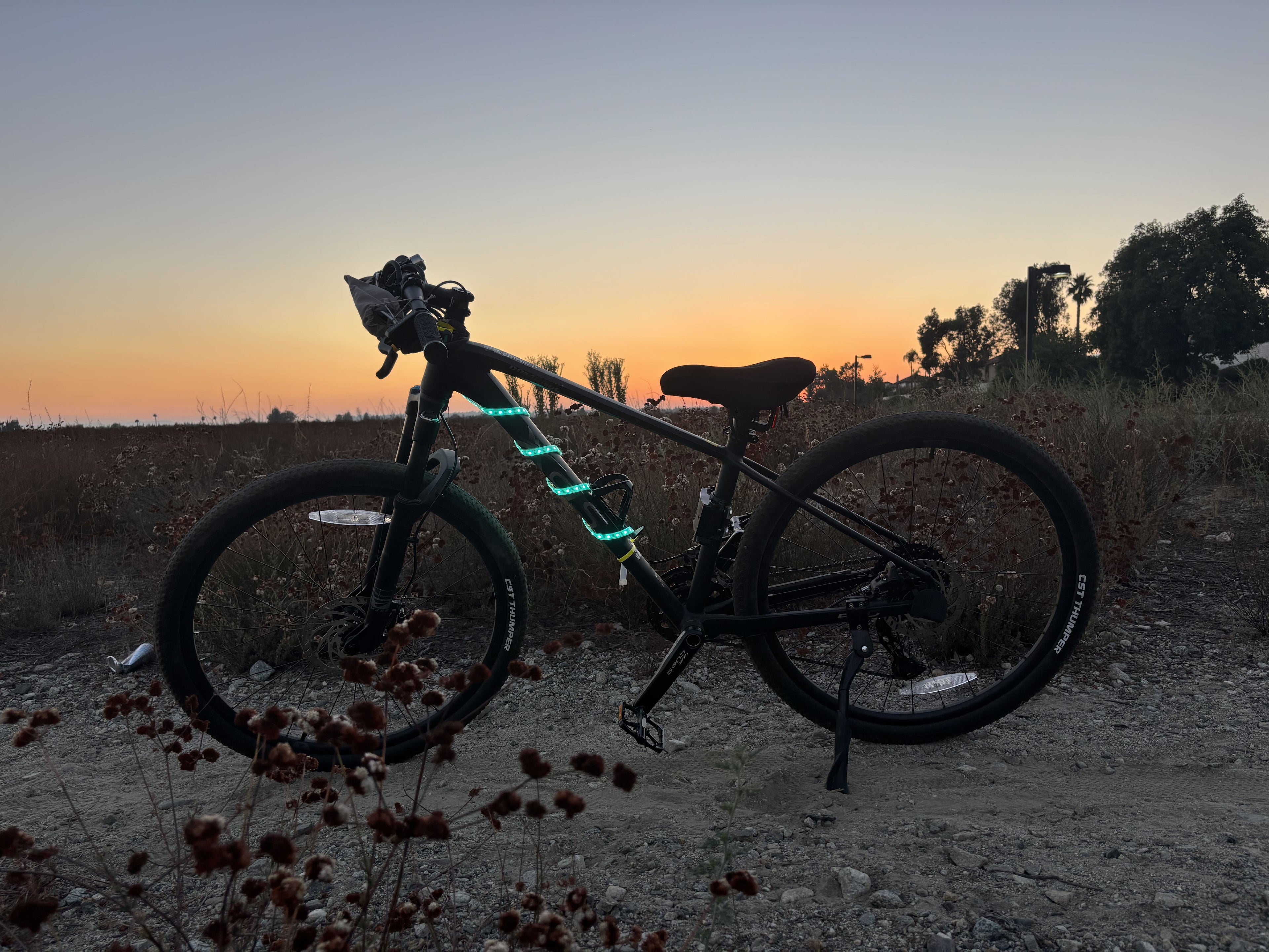Night Glow Streamer | 5V USB Color-Changing LED Cycling Light Strip