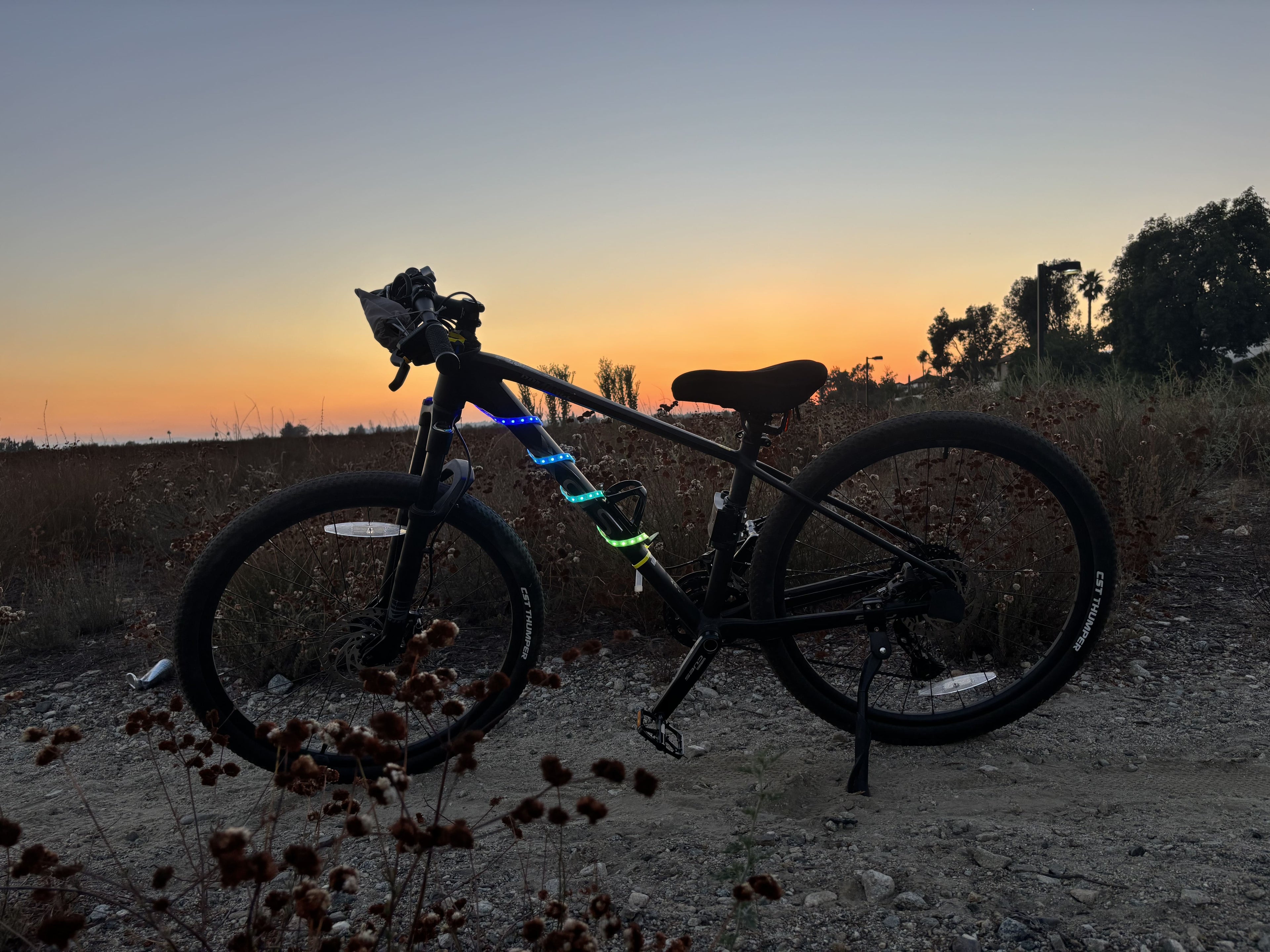Night Glow Streamer | 5V USB Color-Changing LED Cycling Light Strip